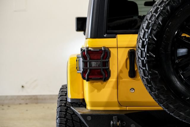 Used 2019 Jeep Wrangler Unlimited Rubicon w/ LED Lighting Group AWD/4WD image 40