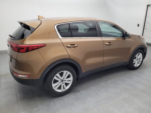 Used 2018 Kia Sportage LX FWD image 10