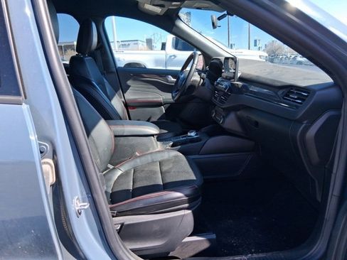 Used 2024 Ford Escape ST-Line image 13