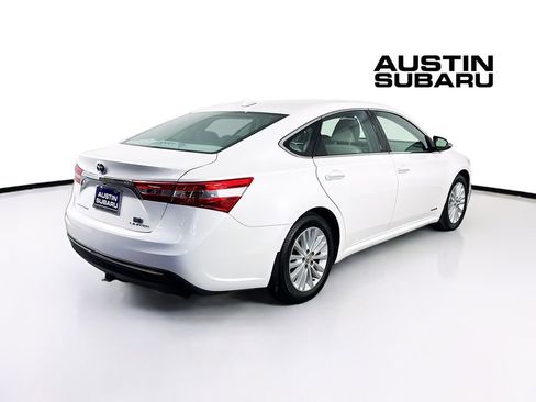 Used 2013 Toyota Avalon Limited image 7