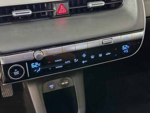 Used 2024 Hyundai Ioniq 5 SE image 24