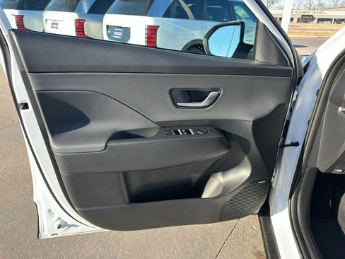 New 2026 Hyundai Kona Limited AWD/4WD image 10