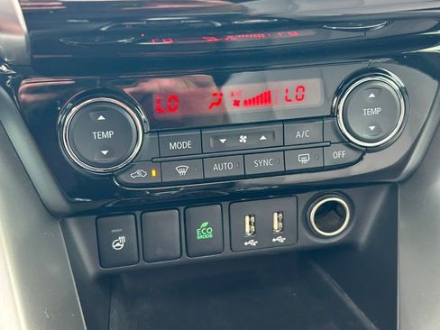 Used 2024 Mitsubishi Eclipse Cross SEL AWD/4WD image 31