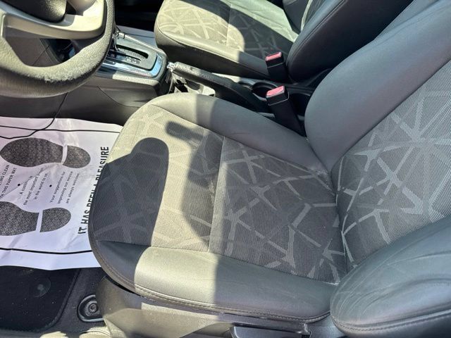 Used 2012 Ford Fiesta SE FWD image 19