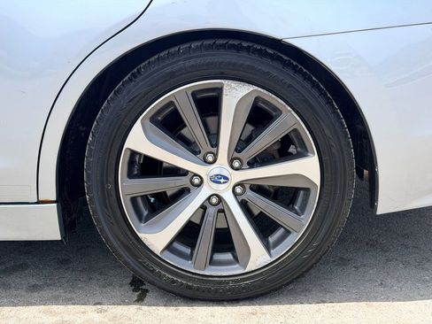 Used 2017 Subaru Legacy 2.5i Limited AWD/4WD image 30