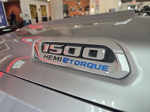 Used 2022 RAM 1500 Laramie AWD/4WD image 31