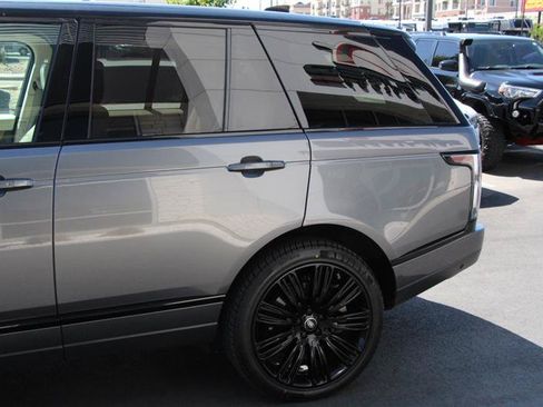 Used 2019 Land Rover Range Rover Supercharged AWD/4WD image 6