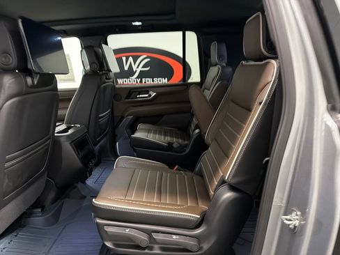 New 2026 GMC Yukon XL Denali Ultimate w/ LPO, Floor Liner Package AWD/4WD image 12