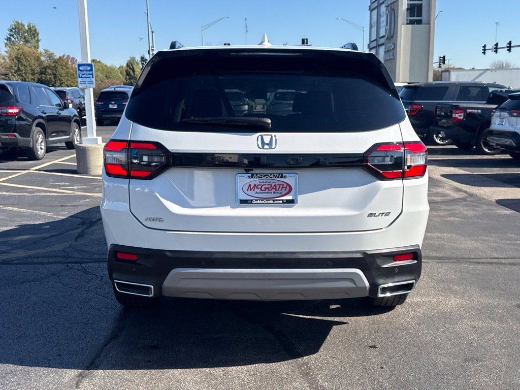 Certified 2025 Honda Pilot Elite image 10