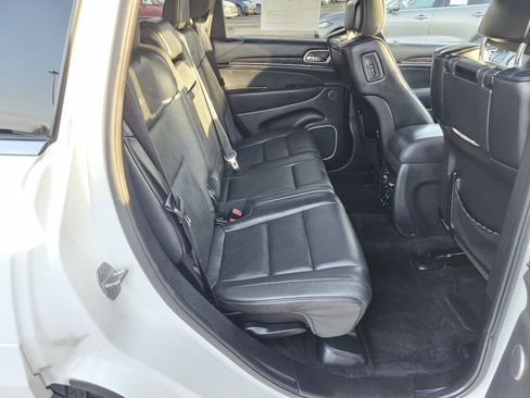 Used 2015 Jeep Grand Cherokee Summit w/ Platinum Series Group image 21
