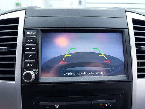 Used 2019 Nissan Frontier SV RWD image 4