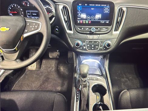 Used 2024 Chevrolet Malibu LT image 10