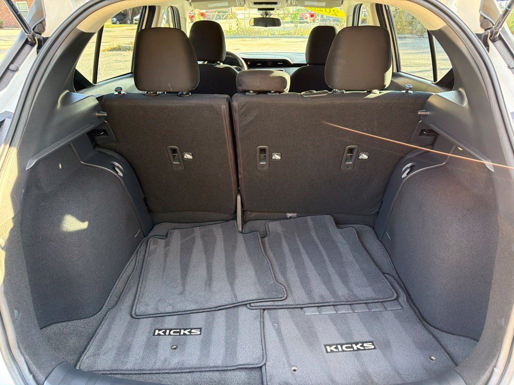 Used 2023 Nissan Kicks S FWD image 28