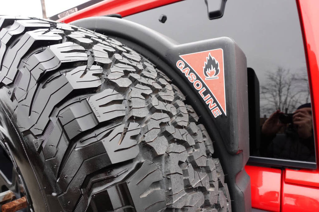 Used 2021 Jeep Wrangler Unlimited Rubicon w/ Dual Top Group AWD/4WD image 36