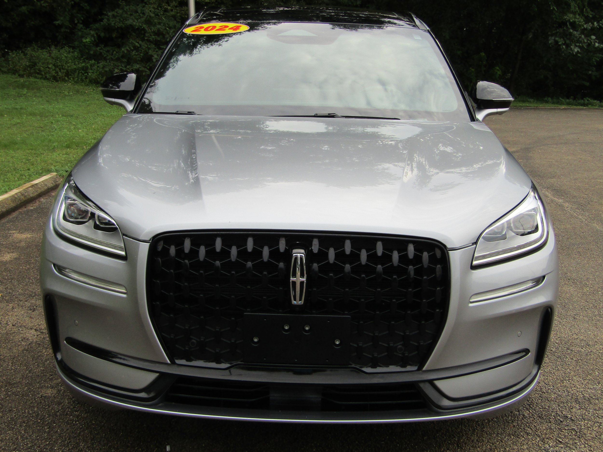 Used 2024 Lincoln Corsair Reserve w/ Equipment Group 201A AWD/4WD image 7