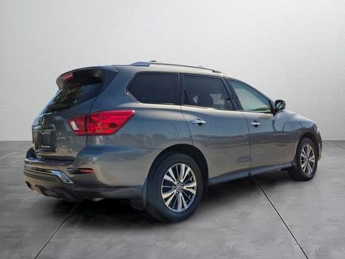 Used 2020 Nissan Pathfinder S FWD image 4