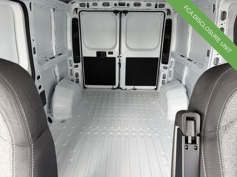 Used 2025 RAM ProMaster 2500 w/ Quick Order Package 22G SLT FWD image 13