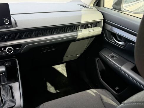 Used 2023 Honda CR-V LX image 15