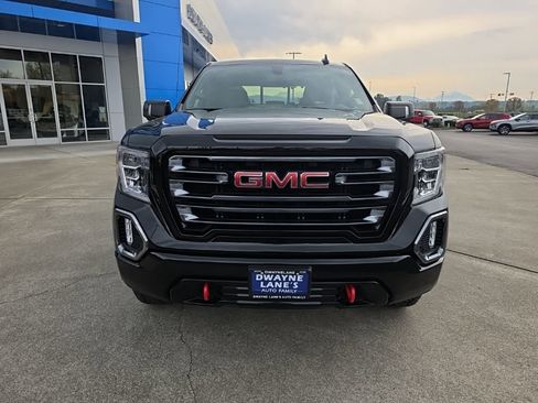Used 2022 GMC Sierra 1500 AT4 w/ AT4 Preferred Package image 9