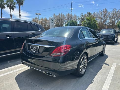 Used 2018 Mercedes-Benz C 300 Sedan image 3