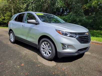 Used 2021 Chevrolet Equinox LS w/ LS Convenience Package