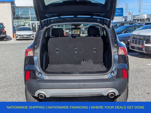 Used 2022 Ford Escape SE w/ Convenience Package image 11