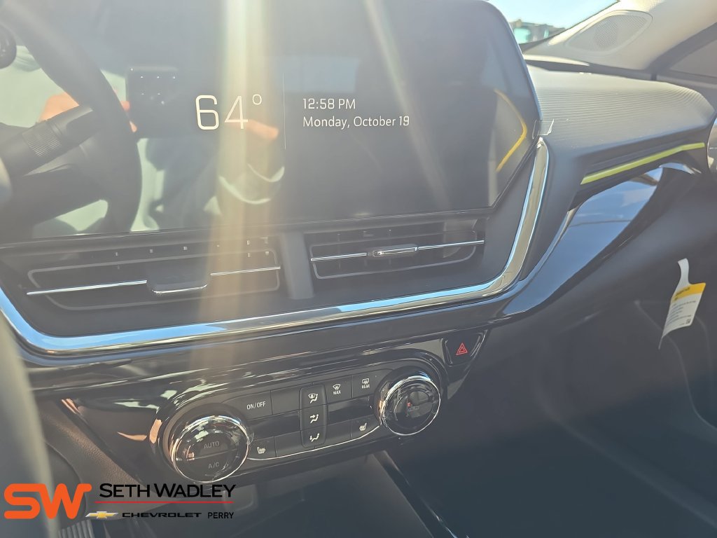 New 2026 Chevrolet Trax ACTIV w/ Driver Confidence Package FWD image 19