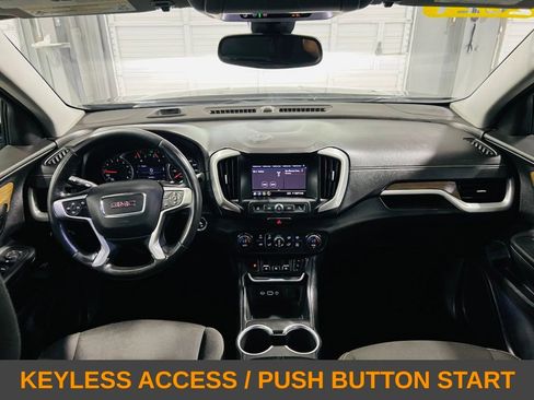 Used 2021 GMC Terrain SLE w/ Driver Convenience Package FWD image 3