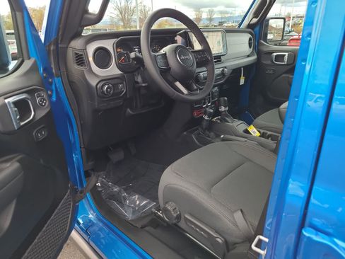 New 2026 Jeep Wrangler Unlimited Sport image 10