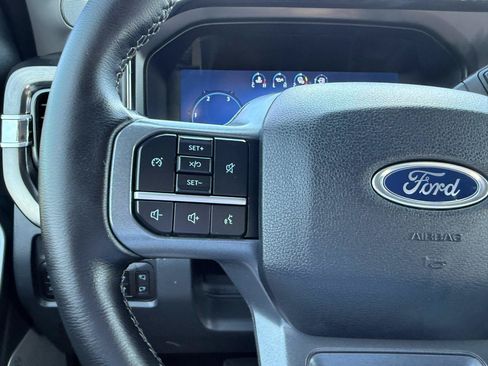Used 2025 Ford F250 Lariat AWD/4WD image 24