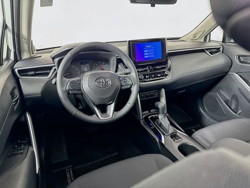 Certified 2024 Toyota Corolla Cross LE w/ Moonroof Package AWD/4WD image 21