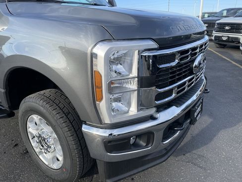 New 2026 Ford F250 XLT image 28