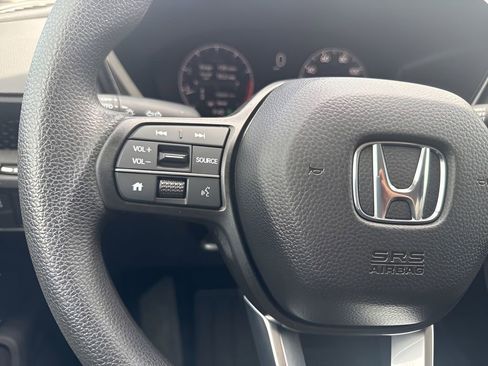 Used 2025 Honda CR-V LX image 13