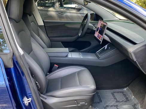 Used 2026 Tesla Model Y Long Range image 38