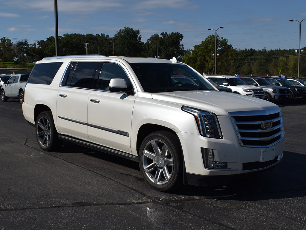 Used 2015 Cadillac Escalade ESV Premium AWD/4WD image 3