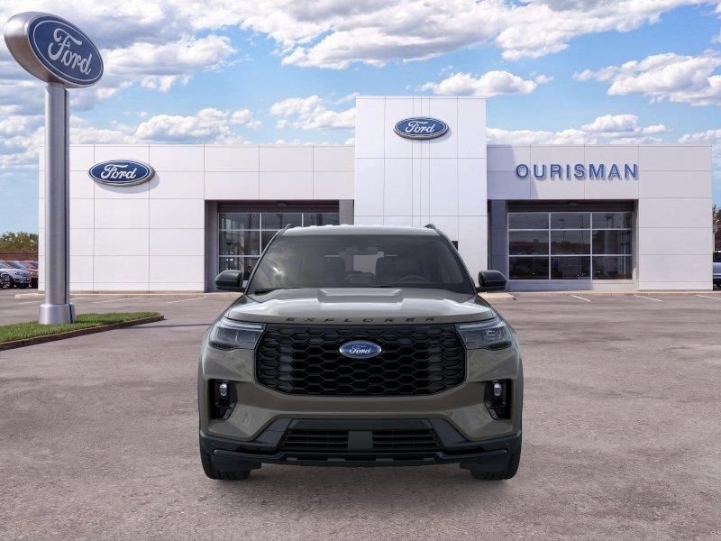 New 2026 Ford Explorer ST-Line AWD/4WD image 2
