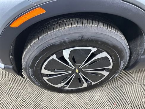 Used 2024 Chevrolet Blazer EV LT image 10