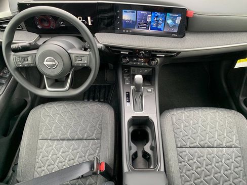 New 2026 Nissan Kicks SV image 11