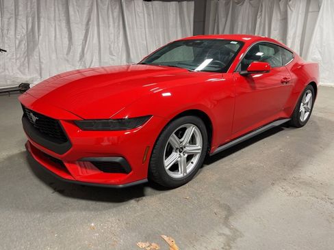 Used 2026 Ford Mustang Premium RWD image 3