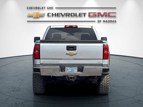 Used 2017 Chevrolet Silverado 3500 LT AWD/4WD image 4