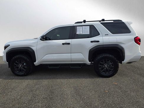 Certified 2025 Toyota 4Runner SR5 image 6