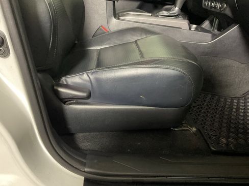 Used 2020 Toyota Tacoma TRD Sport image 36