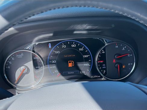 Used 2022 GMC Acadia Denali w/ Denali Ultimate Package image 11