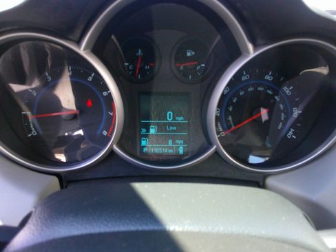Used 2012 Chevrolet Cruze LS w/ Connectivity Package FWD image 26