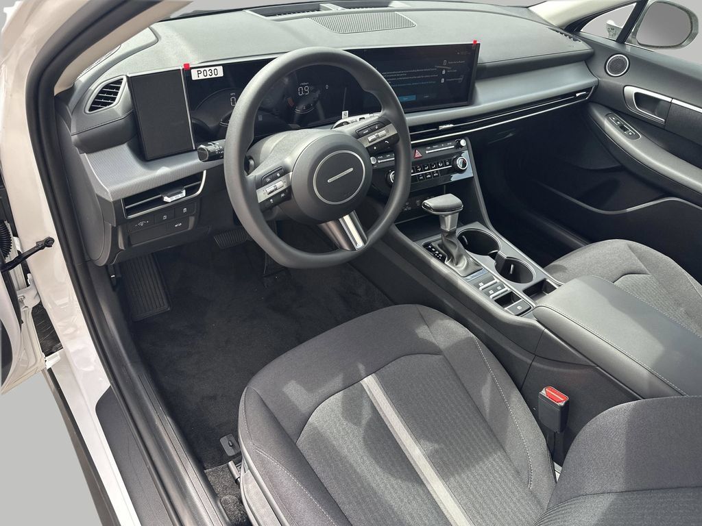 New 2026 Hyundai Sonata SE FWD image 8