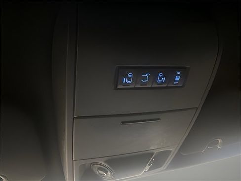 Used 2017 Dodge Grand Caravan GT image 38