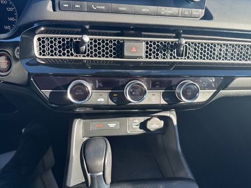 Used 2023 Honda Civic Sport image 24