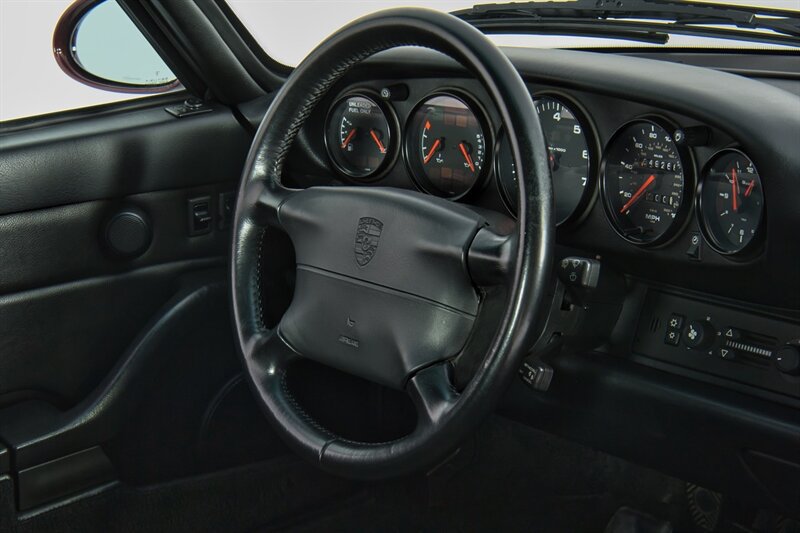 Used 1996 Porsche 911 Carrera RWD image 37
