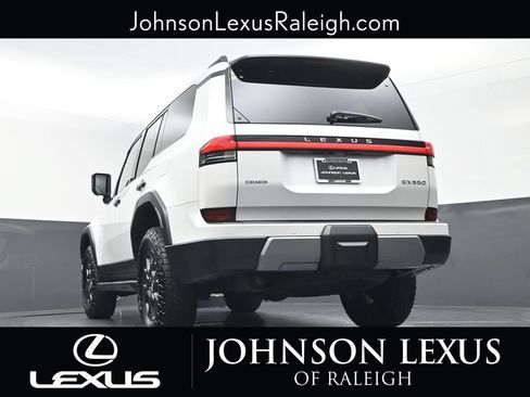 Used 2024 Lexus GX 550 AWD/4WD image 18