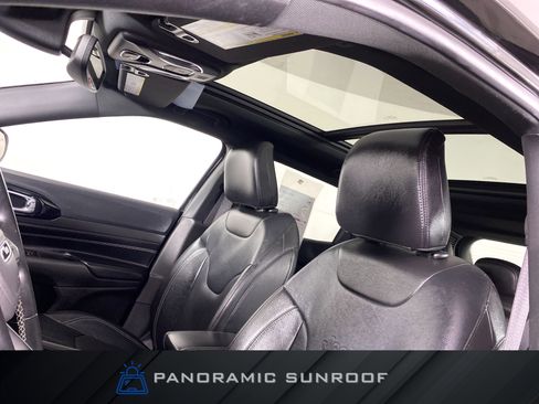 Used 2022 Jeep Compass High Altitude image 2